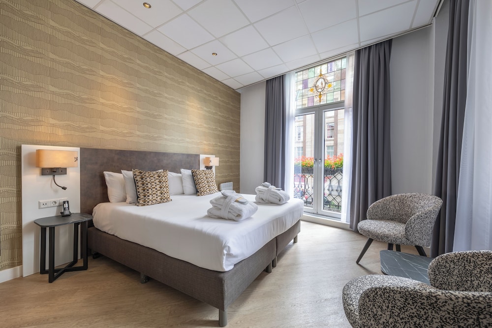 Hotel Amsterdam De Roode Leeuw — Hotel rooms in Amsterdam, North Netherlands