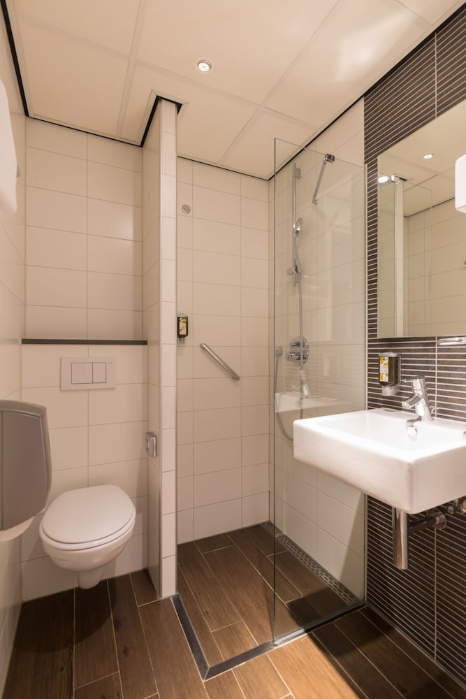 Hotel Amsterdam De Roode Leeuw — Hotel rooms in Amsterdam, North Netherlands