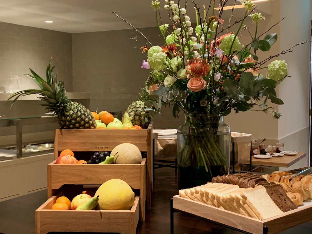 Hotel Amsterdam De Roode Leeuw — Restaurant & bars in Amsterdam, North Netherlands