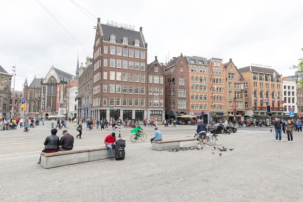 Hotel Amsterdam De Roode Leeuw — Attractions in the area in Amsterdam, North Netherlands