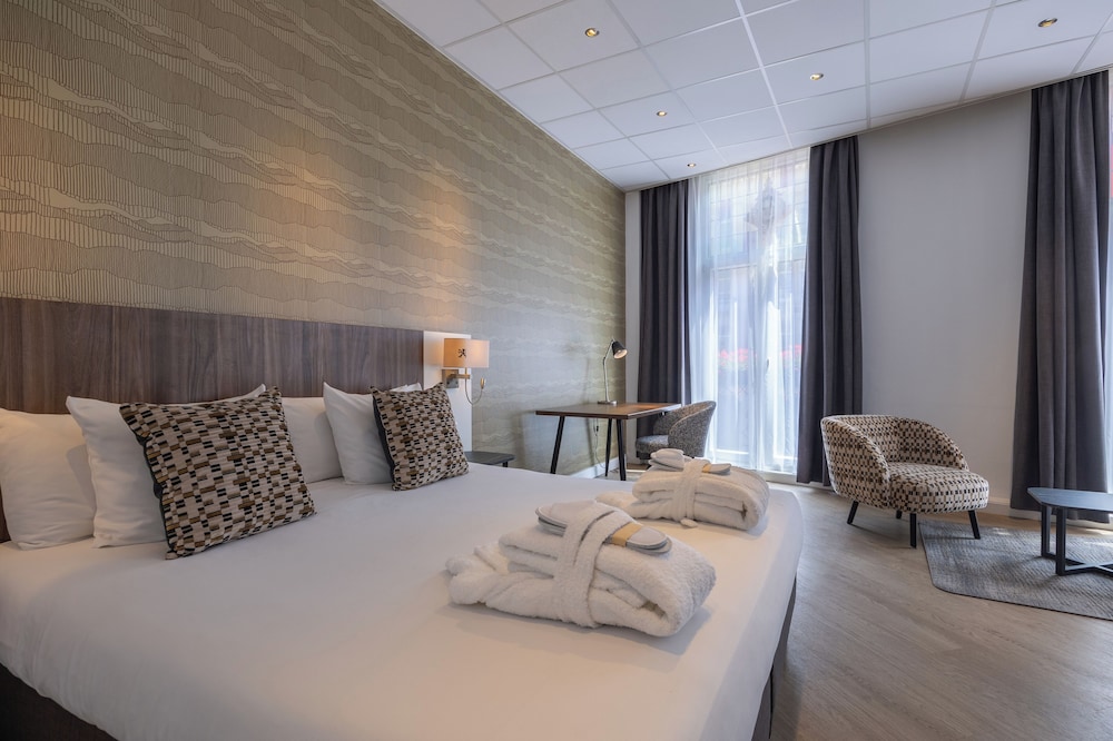 Hotel Amsterdam De Roode Leeuw — Hotel rooms in Amsterdam, North Netherlands