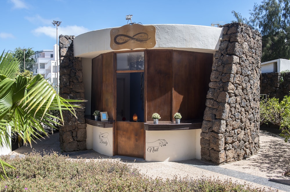 Los Zocos Impressive Lanzarote — Spa in Costa Teguise, Canary Islands