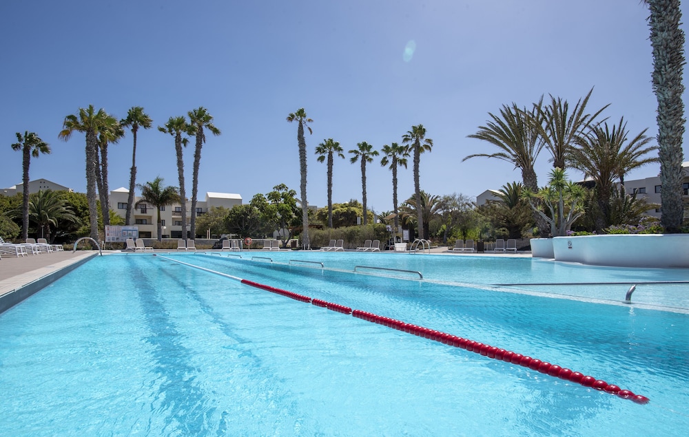 Los Zocos Impressive Lanzarote — Swimming pool in Costa Teguise, Canary Islands