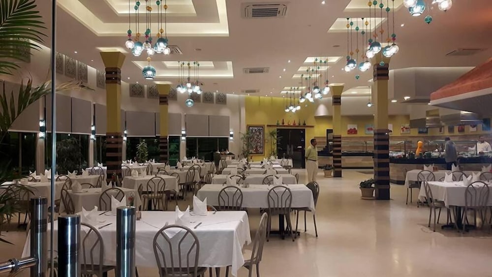 Lotus Bay Resort — Restaurant & bars in Safaga, Red Sea