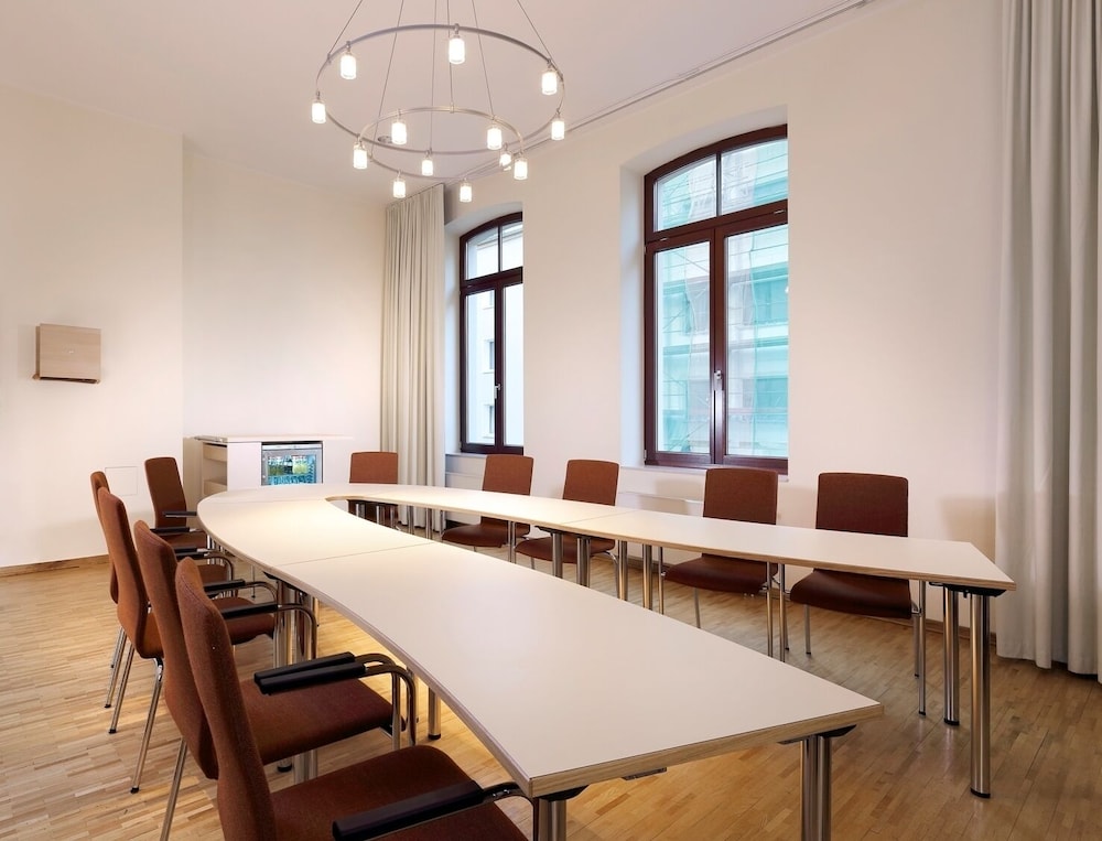 Flandrischer Hof — Hotel building in Cologne, North Rhine-Westphalia