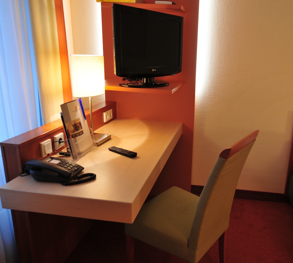 Flandrischer Hof — Hotel rooms in Cologne, North Rhine-Westphalia