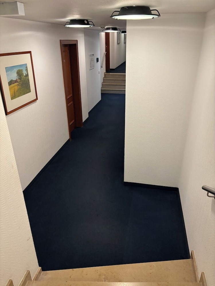 Flandrischer Hof — Hotel building in Cologne, North Rhine-Westphalia