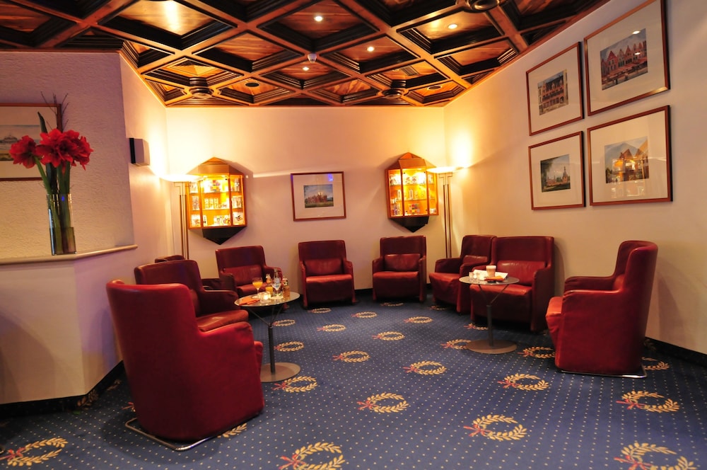 Flandrischer Hof — Restaurant & bars in Cologne, North Rhine-Westphalia