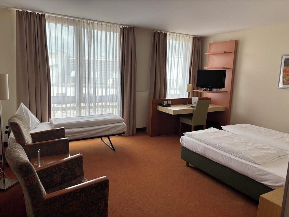 Flandrischer Hof — Hotel rooms in Cologne, North Rhine-Westphalia