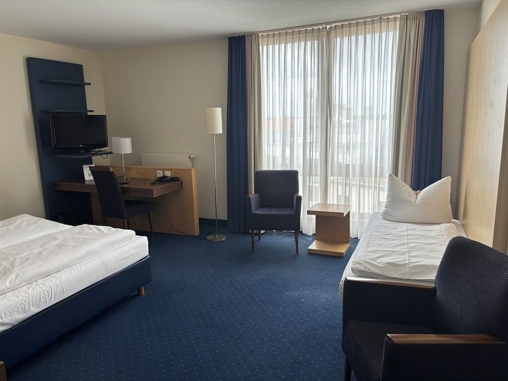 Flandrischer Hof — Hotel rooms in Cologne, North Rhine-Westphalia