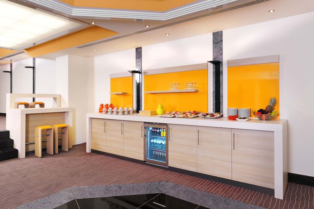 Flandrischer Hof — Restaurant & bars in Cologne, North Rhine-Westphalia