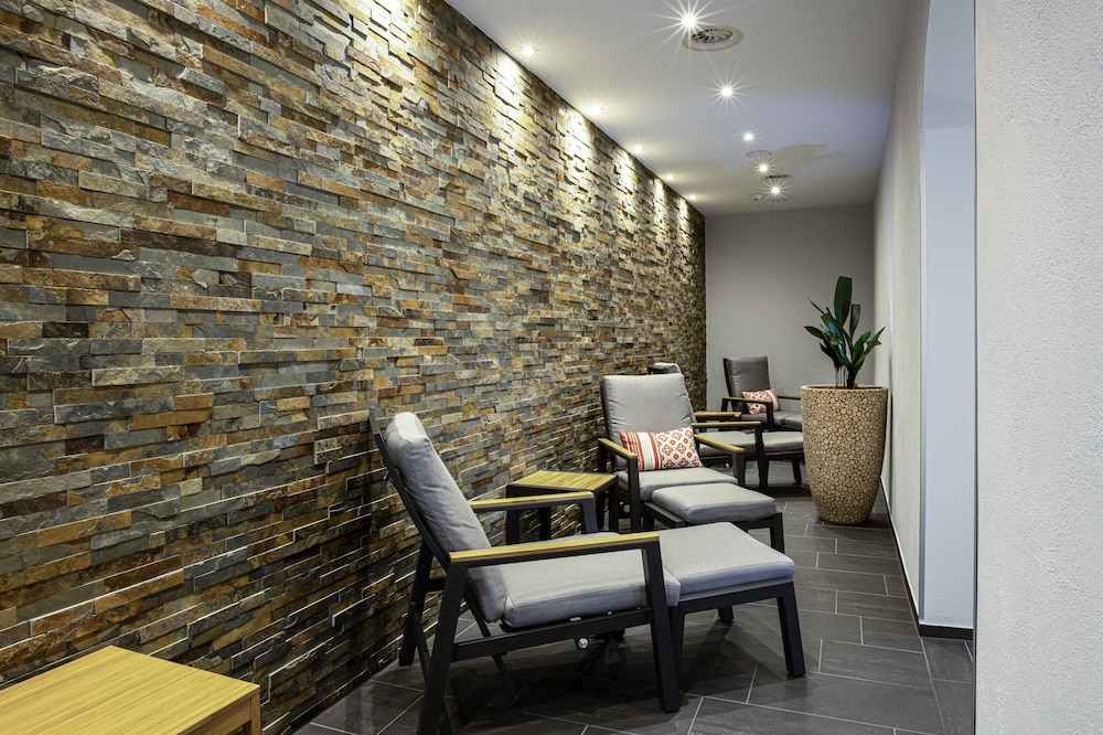 Hilton Cologne — Spa in Cologne, North Rhine-Westphalia