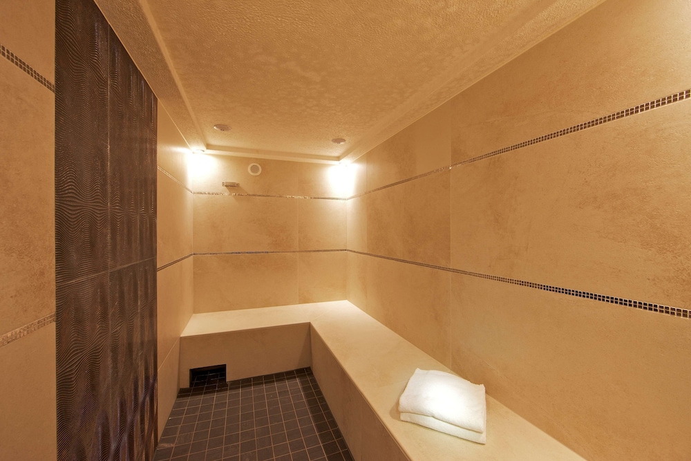 Hilton Cologne — Spa in Cologne, North Rhine-Westphalia