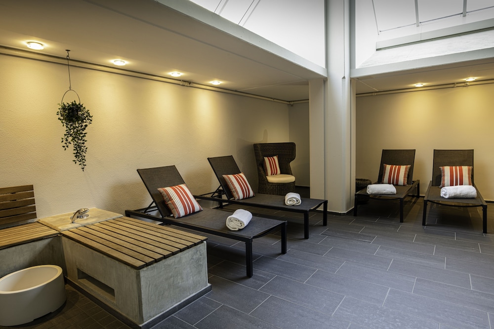 Hilton Cologne — Spa in Cologne, North Rhine-Westphalia