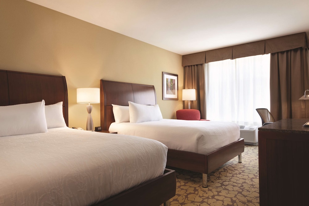Hilton Garden Inn Boston Logan Airport — Hotel rooms in Boston, Massachusetts