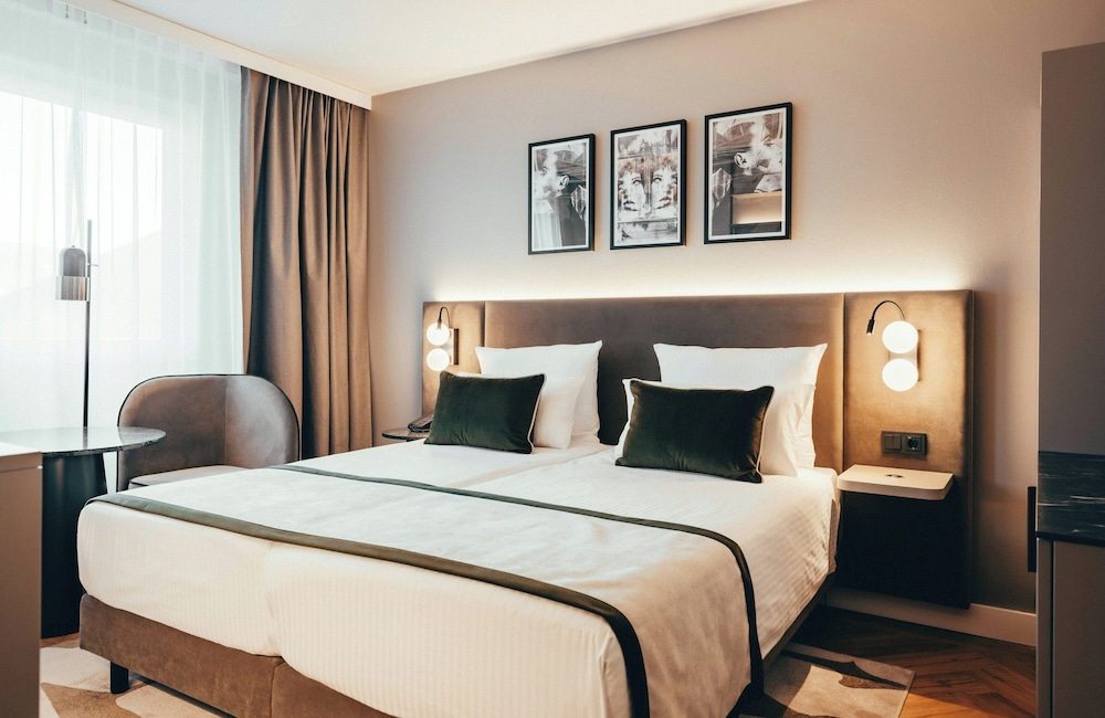 Leonardo Hotel Köln — Hotel rooms in Cologne, North Rhine-Westphalia