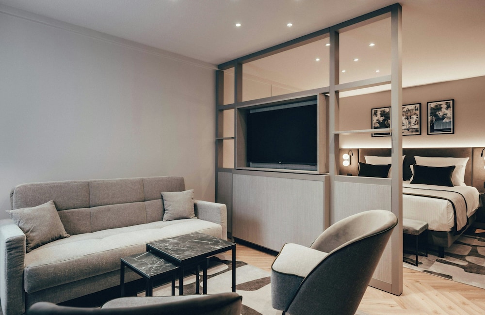 Leonardo Hotel Köln — Hotel rooms in Cologne, North Rhine-Westphalia