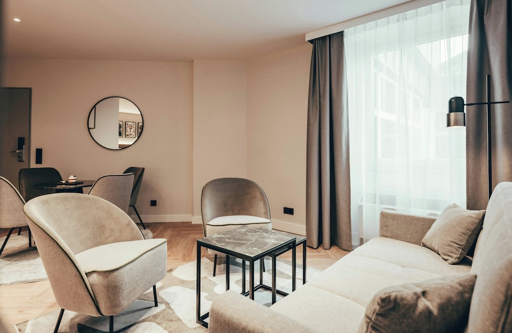 Leonardo Hotel Köln — Hotel rooms in Cologne, North Rhine-Westphalia