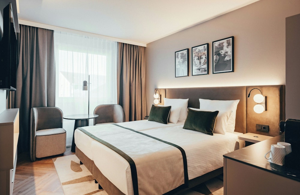 Leonardo Hotel Köln — Hotel rooms in Cologne, North Rhine-Westphalia