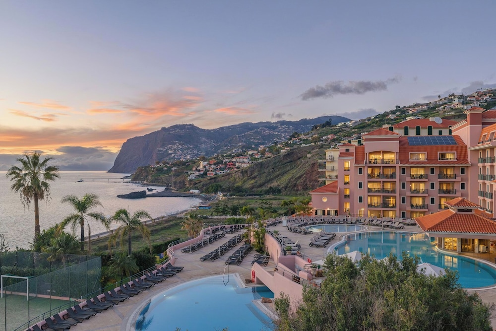 Pestana Royal All Inclusive Ocean & Spa Resort — Swimming pool in Funchal, Madeira