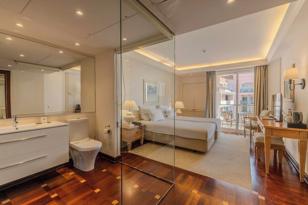 Pestana Royal All Inclusive Ocean & Spa Resort — Hotel rooms in Funchal, Madeira