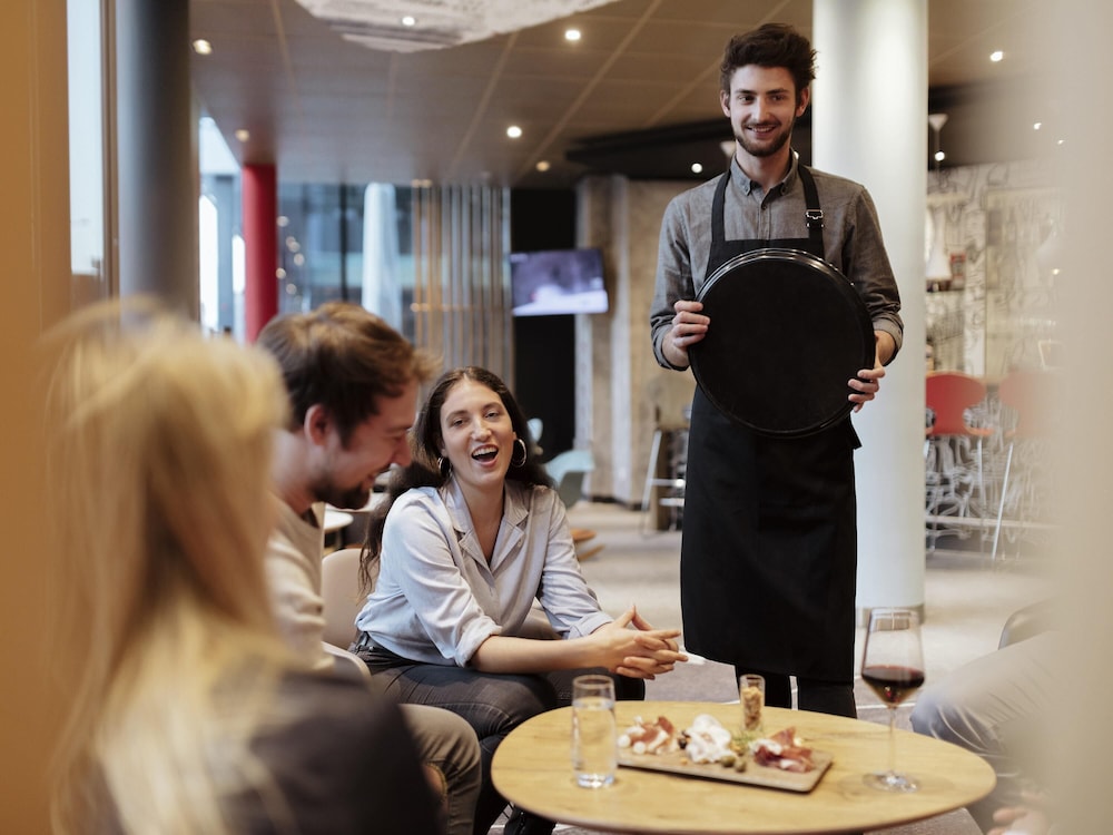 Mercure Hotel Severinshof Köln City — Restaurant & bars in Cologne, North Rhine-Westphalia