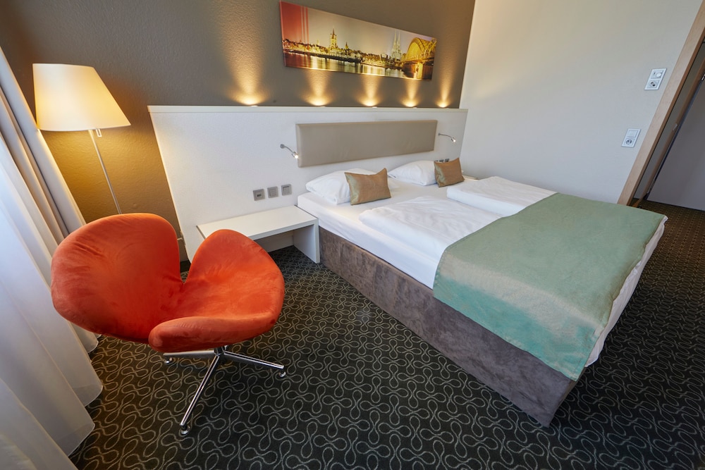 Mercure Hotel Severinshof Köln City — Hotel rooms in Cologne, North Rhine-Westphalia