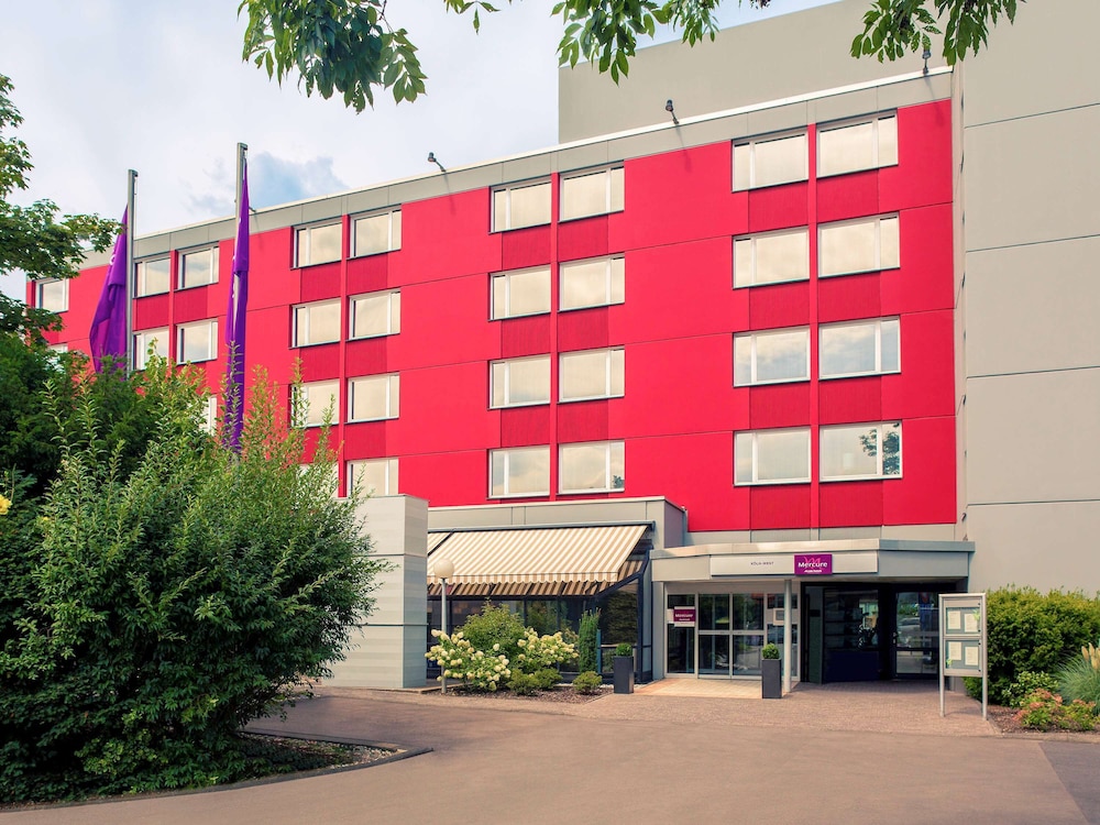 Mercure Hotel Köln West — Main photo in Cologne, North Rhine-Westphalia