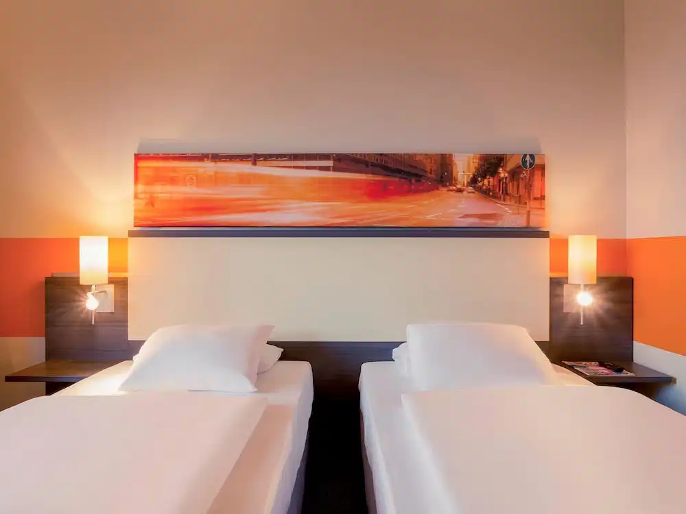 Mercure Hotel Köln West — Hotel rooms in Cologne, North Rhine-Westphalia