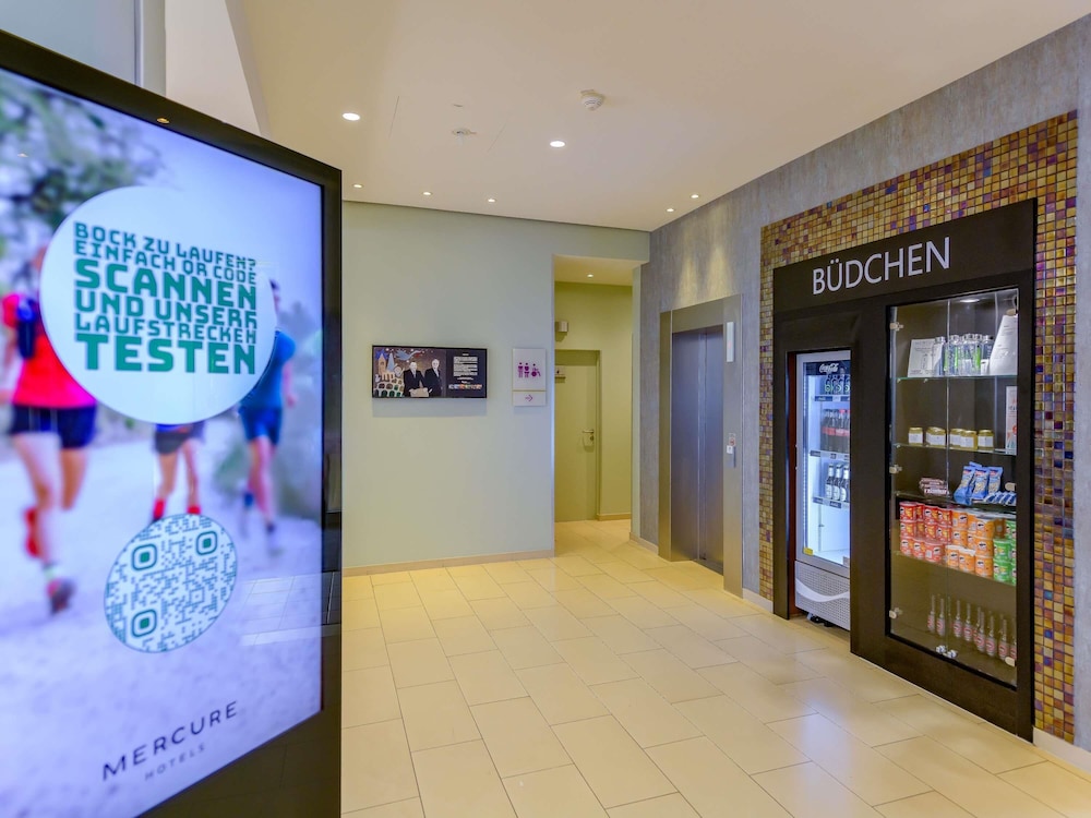 Mercure Hotel Köln West — Hotel building in Cologne, North Rhine-Westphalia