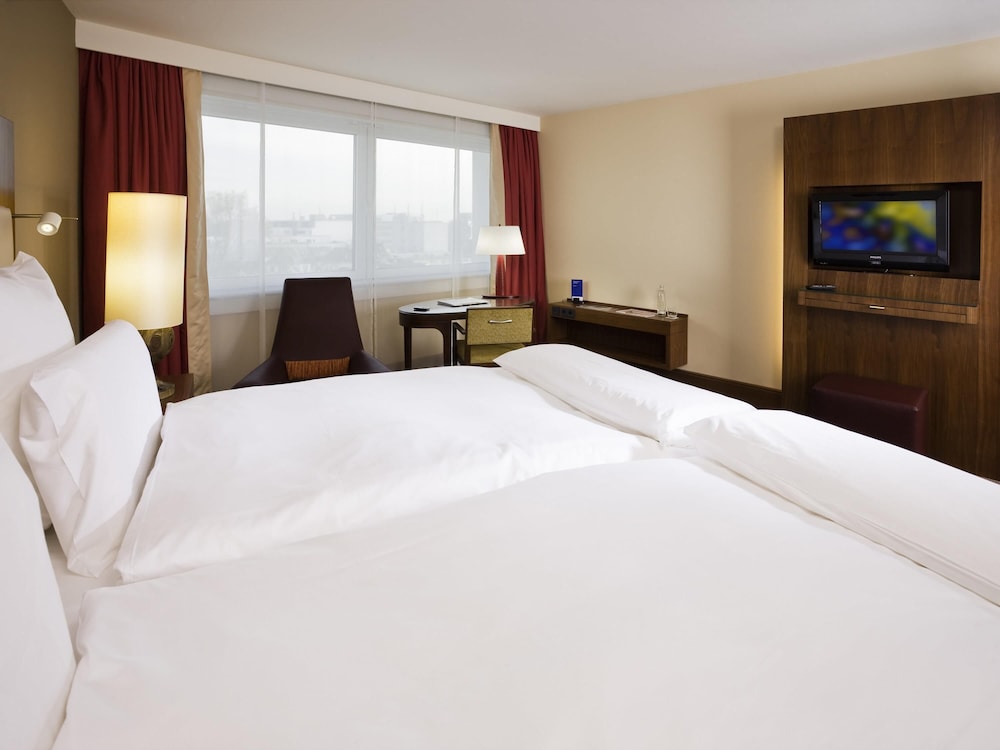 Pullman Cologne — Hotel rooms in Cologne, North Rhine-Westphalia