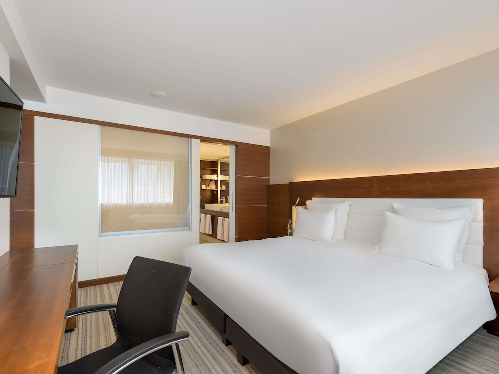 Pullman Cologne — Hotel rooms in Cologne, North Rhine-Westphalia
