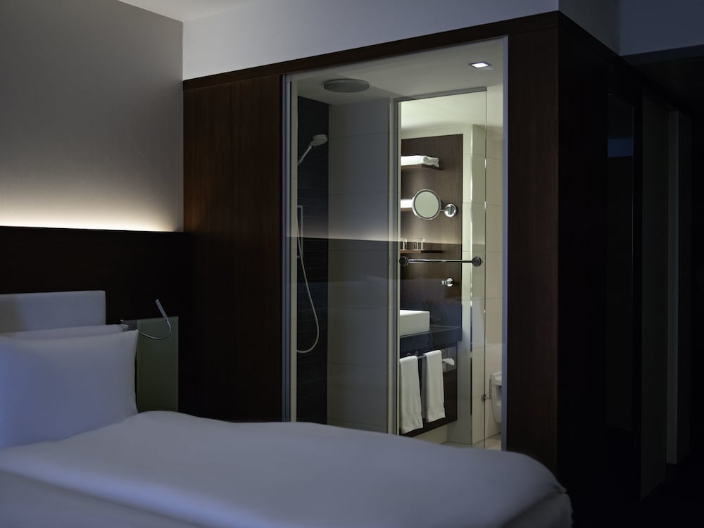 Pullman Cologne — Hotel rooms in Cologne, North Rhine-Westphalia