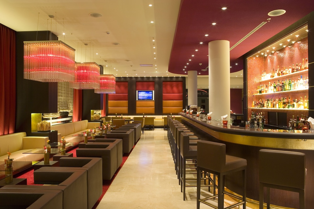 Pullman Cologne — Restaurant & bars in Cologne, North Rhine-Westphalia