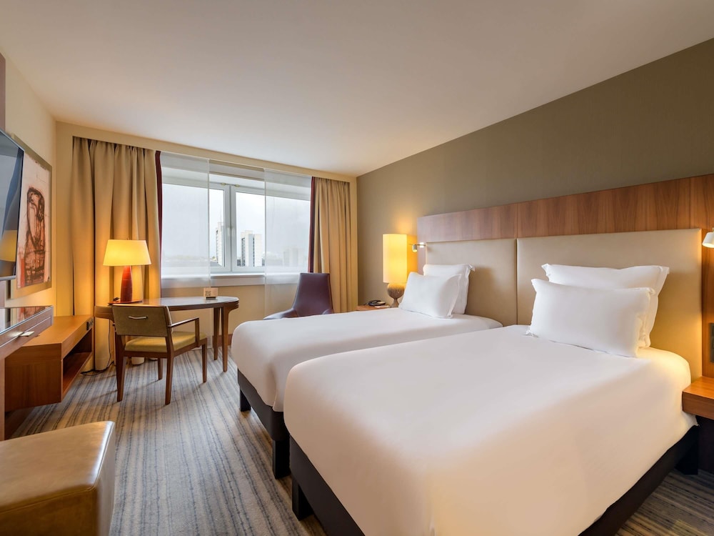 Pullman Cologne — Hotel rooms in Cologne, North Rhine-Westphalia