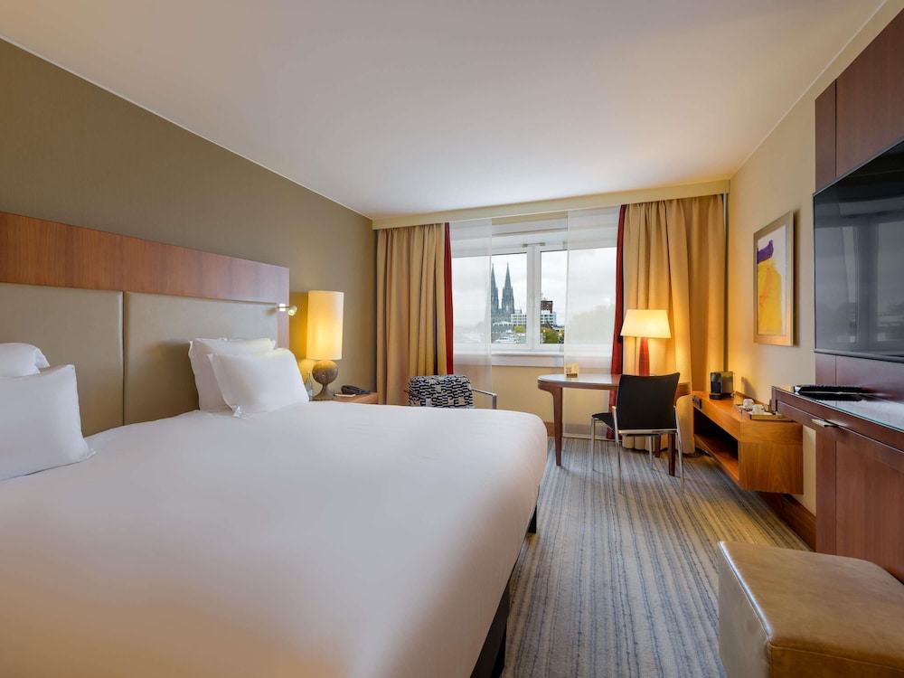 Pullman Cologne — Hotel rooms in Cologne, North Rhine-Westphalia