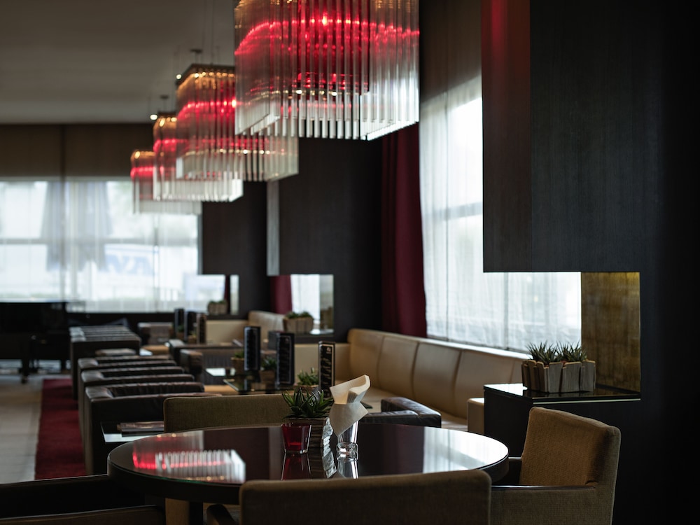 Pullman Cologne — Restaurant & bars in Cologne, North Rhine-Westphalia