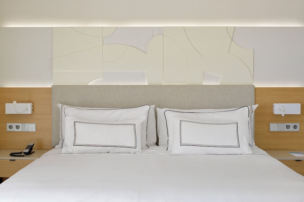Melia Jardines del Teide - Adults Only — Hotel rooms in Costa Adeje, Canary Islands