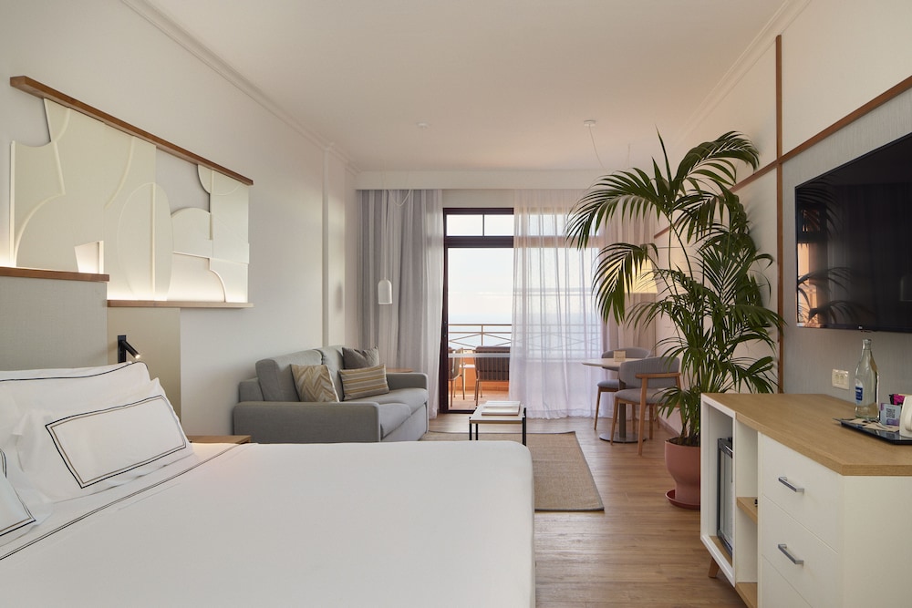 Melia Jardines del Teide - Adults Only — Hotel rooms in Costa Adeje, Canary Islands