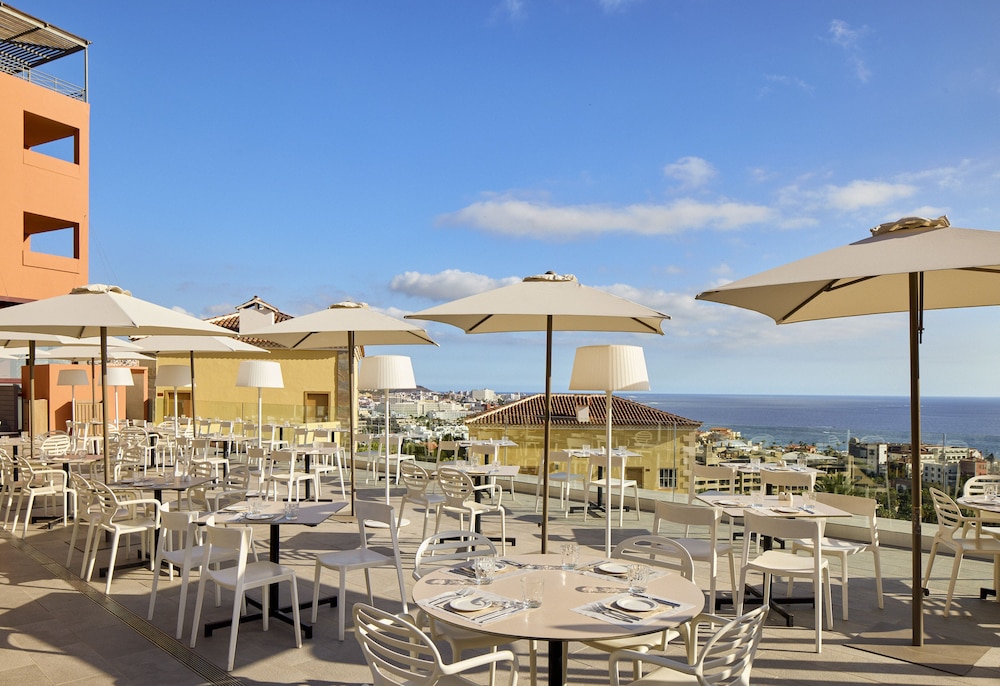 Melia Jardines del Teide - Adults Only — Restaurant & bars in Costa Adeje, Canary Islands