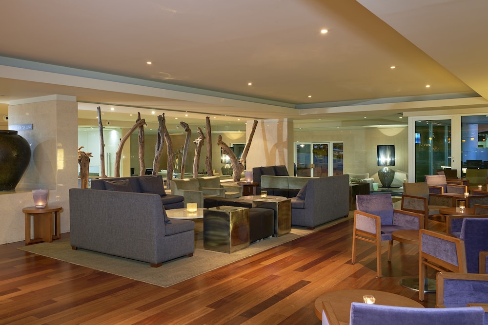 Melia Madeira Mare — Restaurant & bars in Funchal, Madeira
