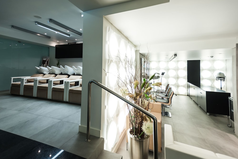 Melia Madeira Mare — Spa in Funchal, Madeira