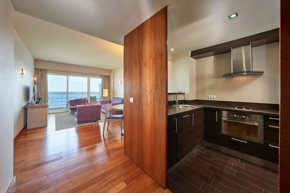 Melia Madeira Mare — Hotel rooms in Funchal, Madeira