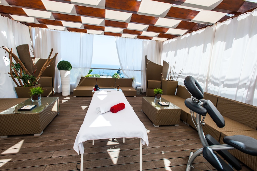 Melia Madeira Mare — Spa in Funchal, Madeira