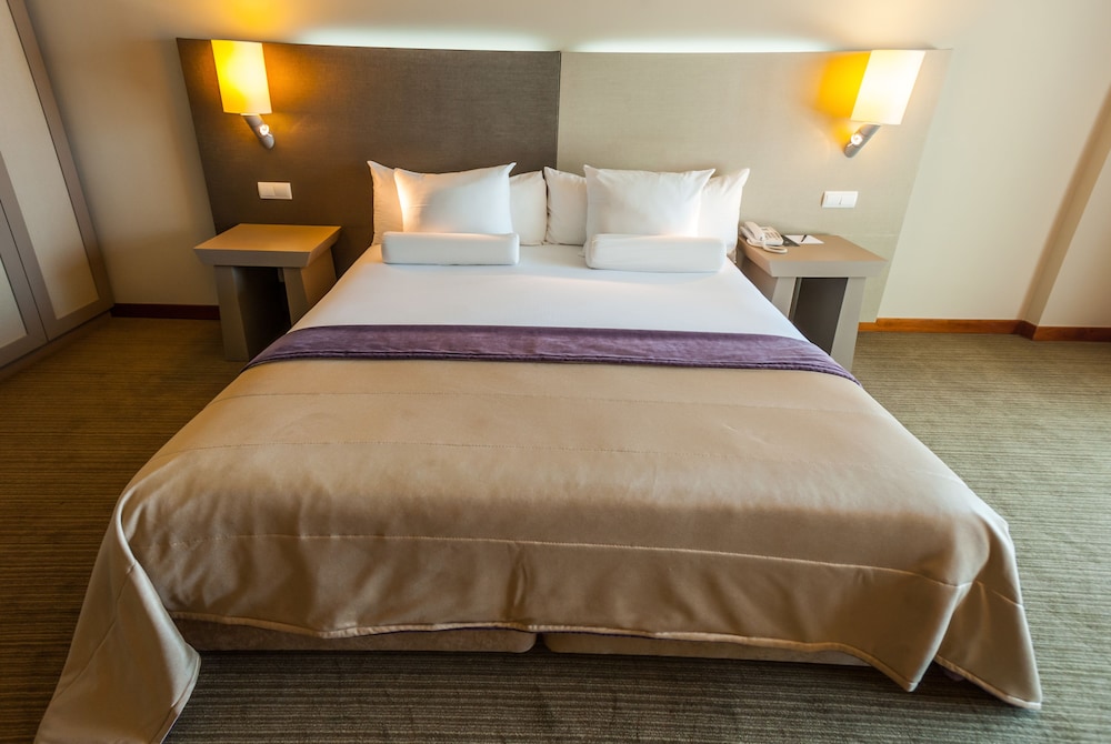 Melia Madeira Mare — Hotel rooms in Funchal, Madeira
