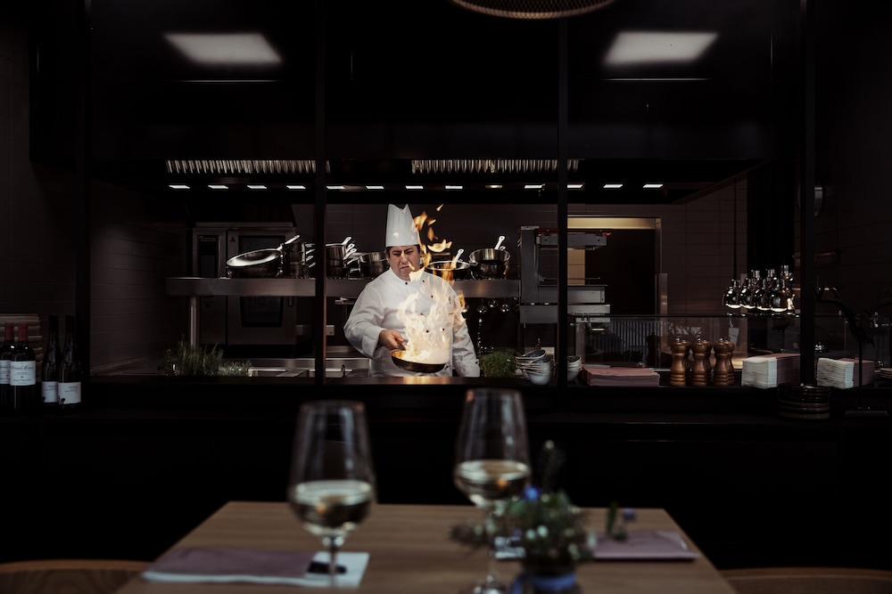 Hotel Mondial am Dom Cologne - MGallery — Restaurant & bars in Cologne, North Rhine-Westphalia