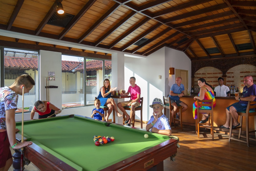 Mermaid Hotel & Club — Sports & recreation in Wadduwa