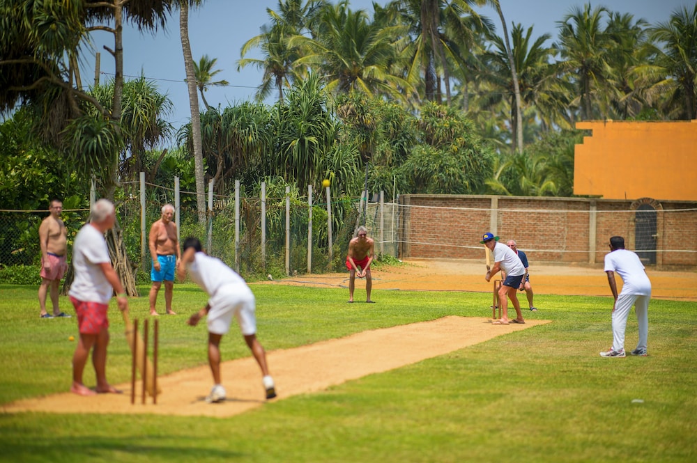Mermaid Hotel & Club — Sports & recreation in Wadduwa