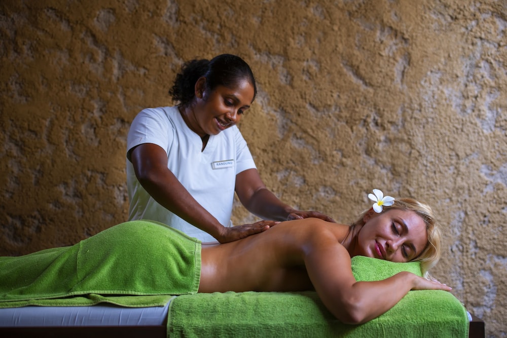 Mermaid Hotel & Club — Spa in Wadduwa