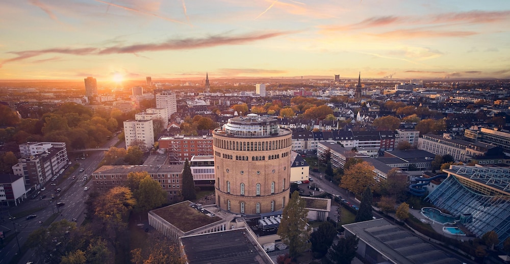 Wasserturm Hotel Cologne, Curio Collection by Hilton — Attractions in the area in Cologne, North Rhine-Westphalia